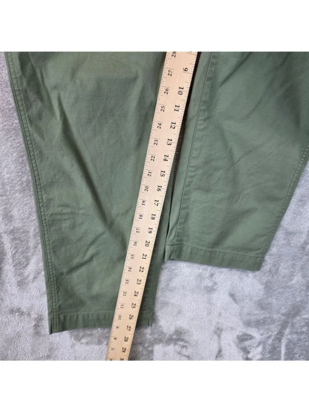 Uniqlo Chino Pants Womens 12 Green Twill Tapered Ankle Pockets Stretch Casual